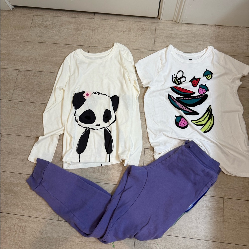 Lot of older girls Tea Collection